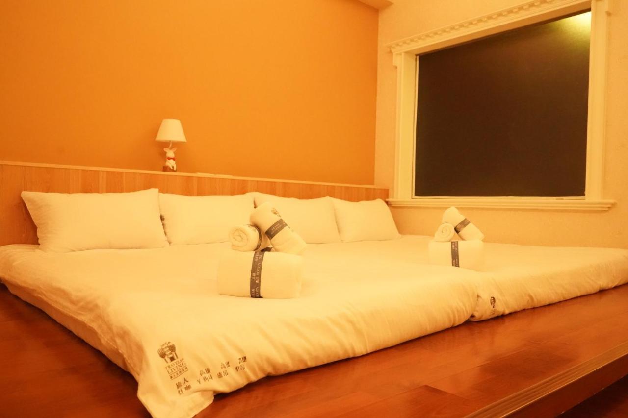 Kaohsiung Time's Hotel Bagian luar foto