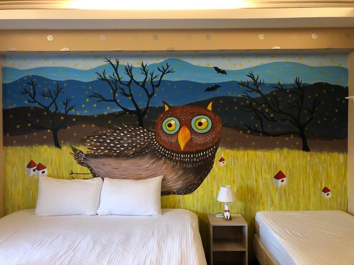 Kaohsiung Time's Hotel Bagian luar foto