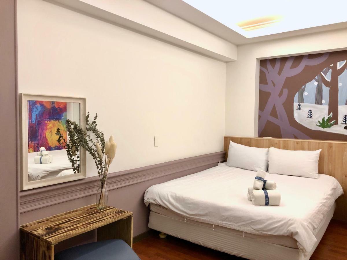Kaohsiung Time's Hotel Bagian luar foto